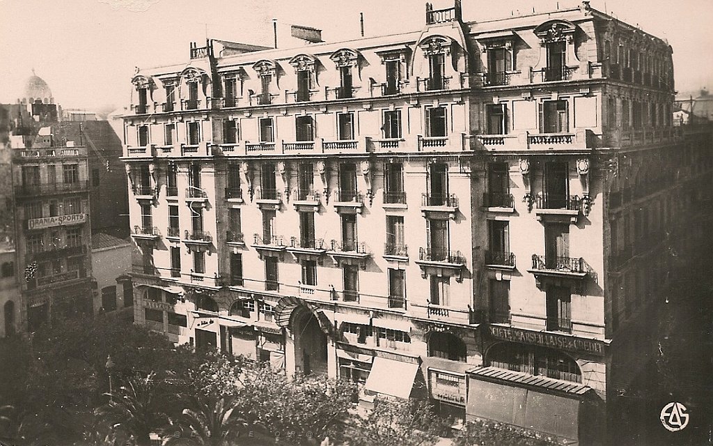 462-Grand Hotel place de la Bastille.jpg